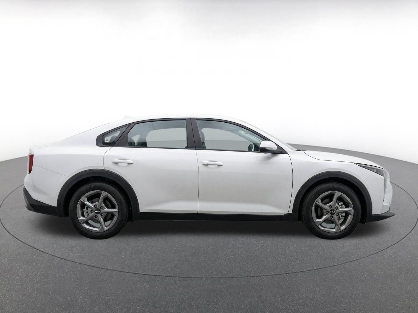 Thumbnail: 2026 Kia K4 - 10