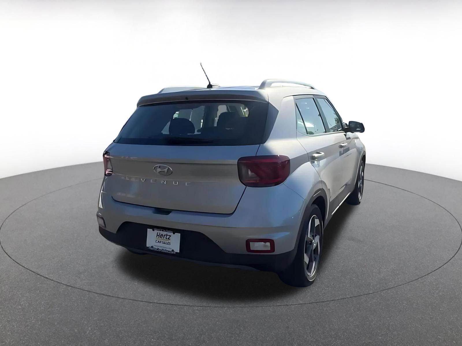 Thumbnail: 2025 Hyundai Venue - 14