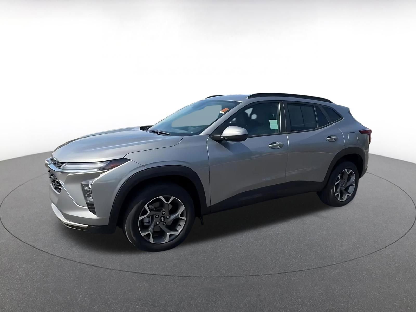 Thumbnail: 2025 Chevrolet Trax - 8