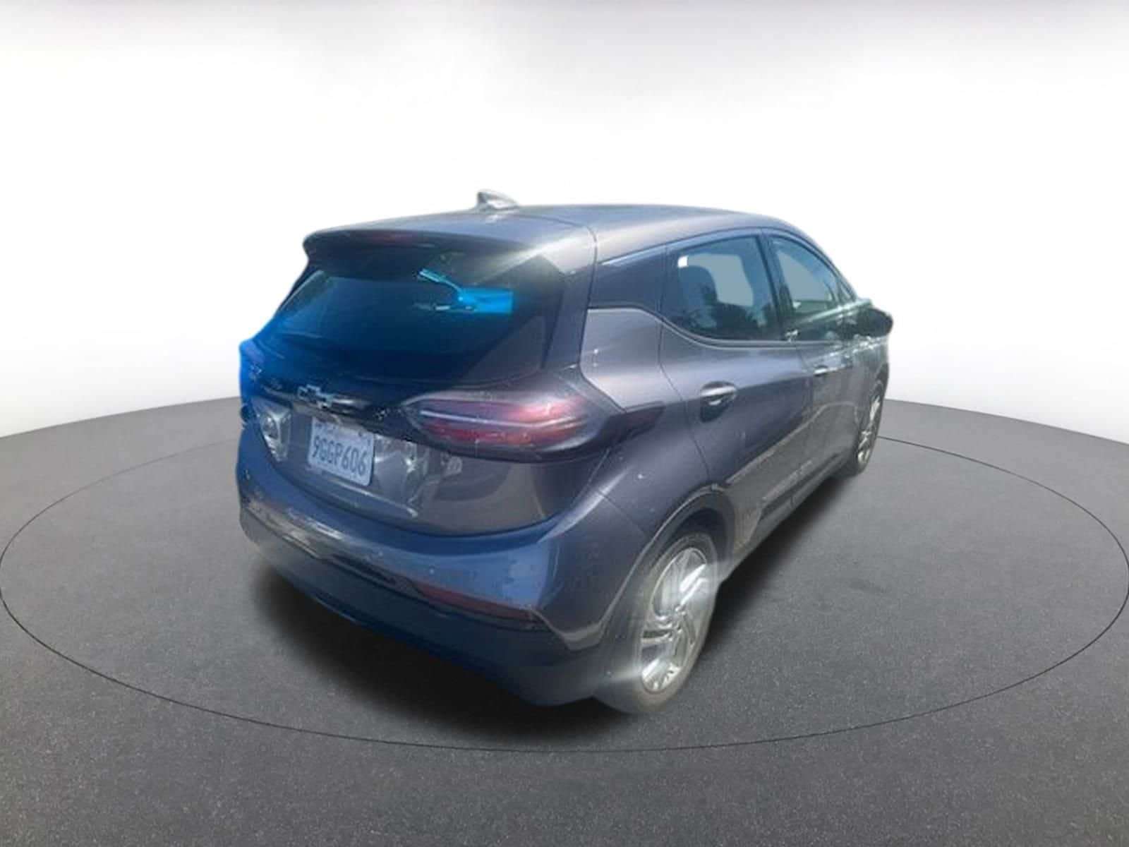 Thumbnail: 2023 Chevrolet Bolt EV - 4