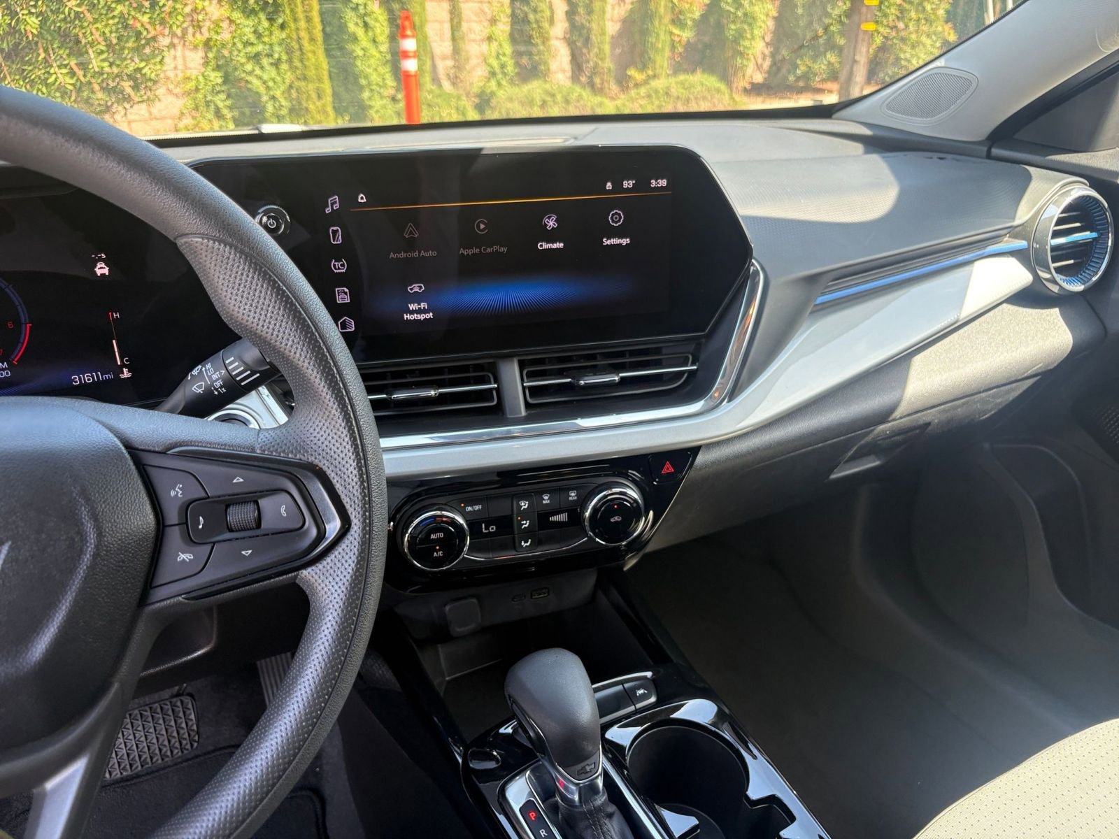 Thumbnail: 2025 Chevrolet Trax - 17