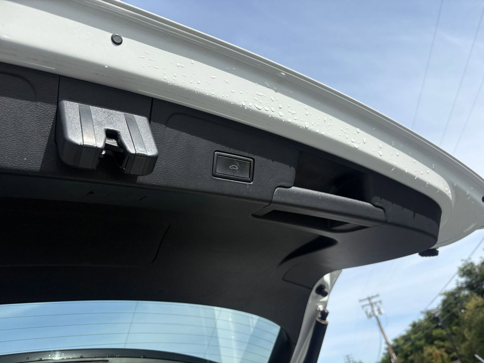 Thumbnail: 2025 Volkswagen Atlas - 24