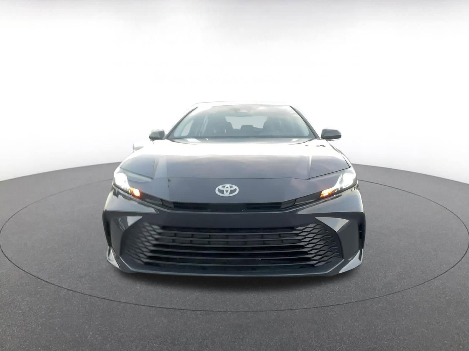 Thumbnail: 2025 Toyota Camry - 4