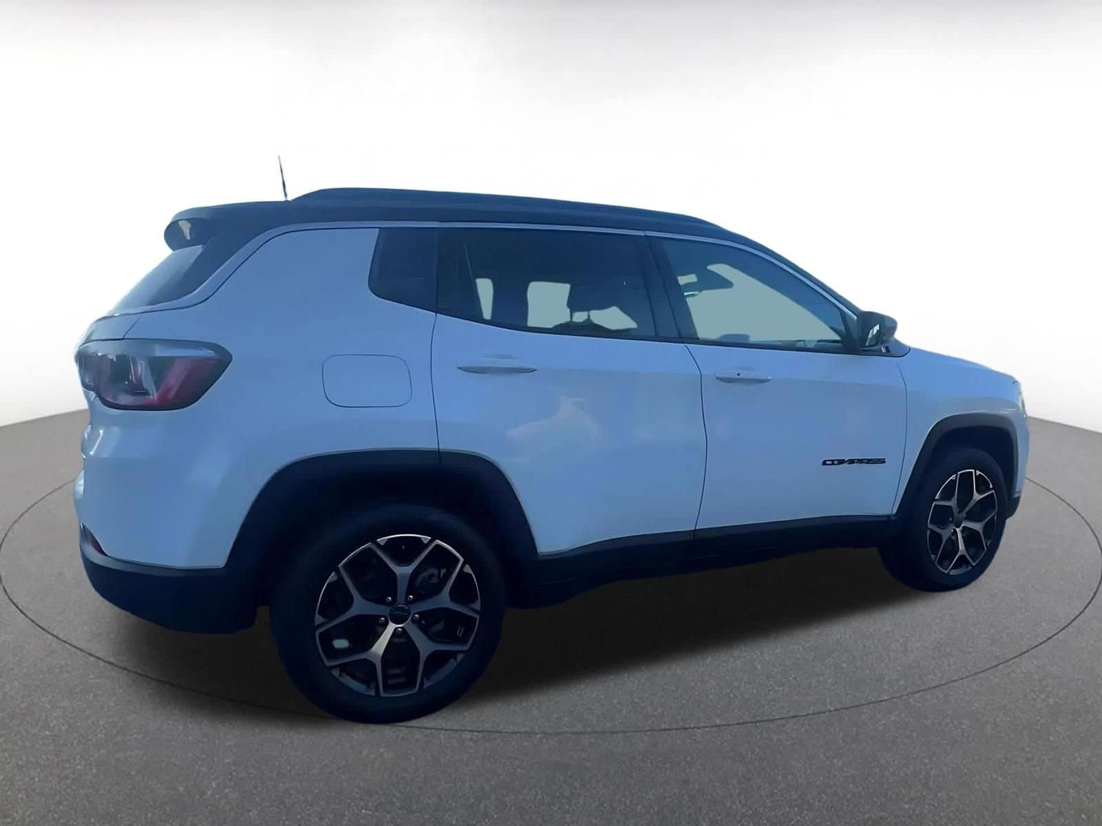 Thumbnail: 2025 Jeep Compass - 15
