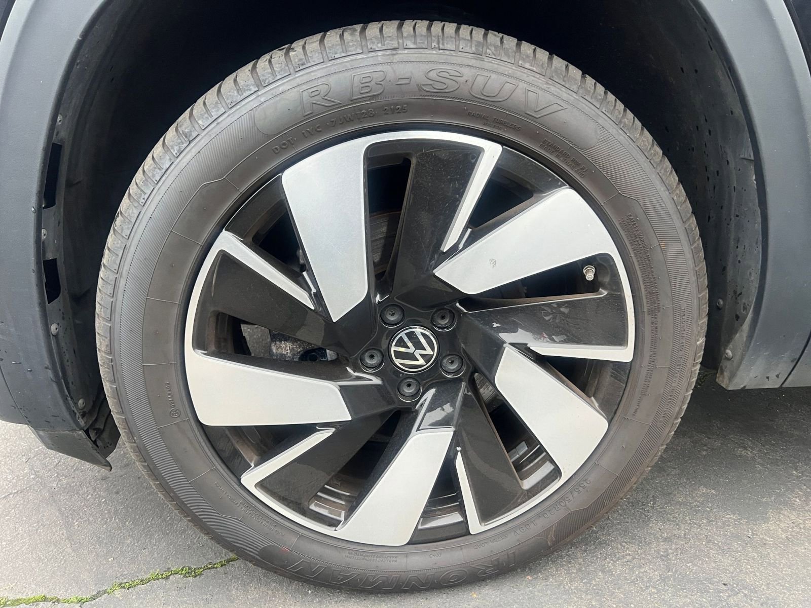 Thumbnail: 2025 Volkswagen Atlas - 30