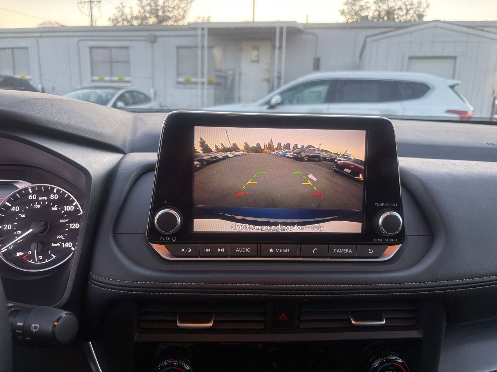 Thumbnail: 2025 Nissan Rogue - 25