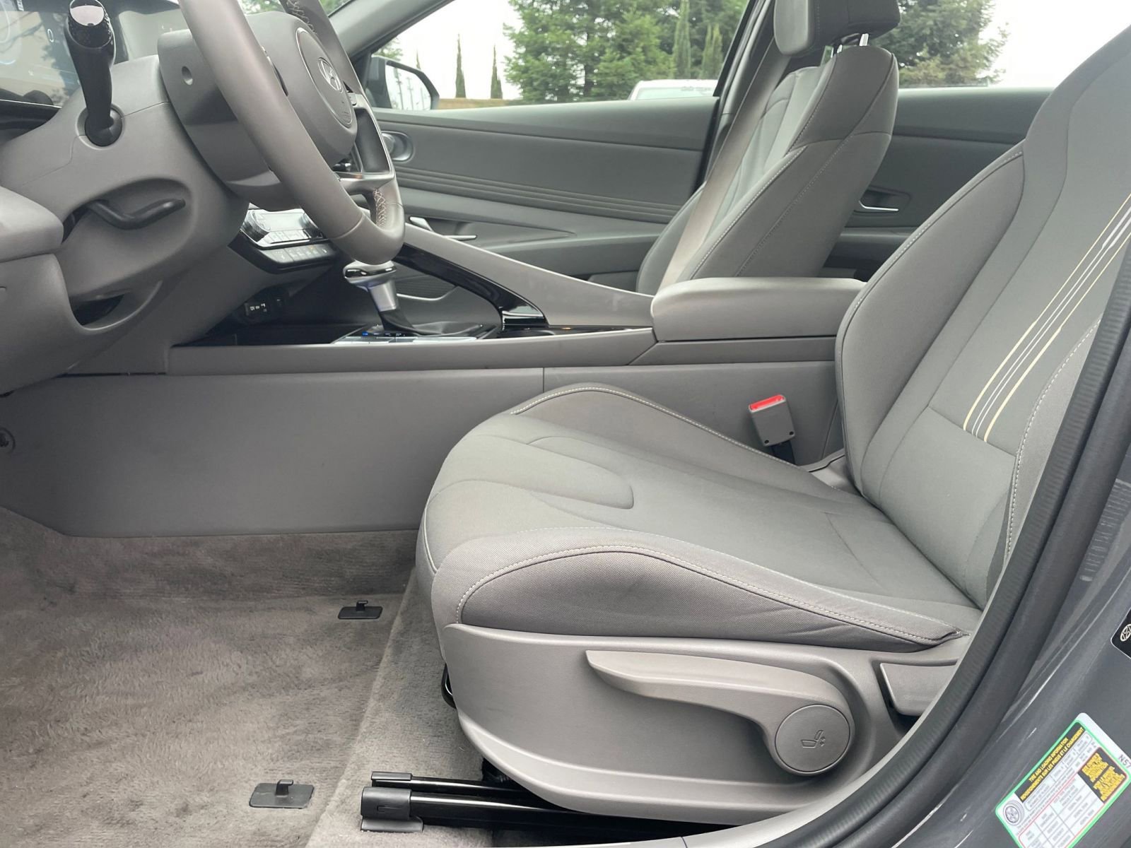 Thumbnail: 2025 Hyundai Elantra - 21