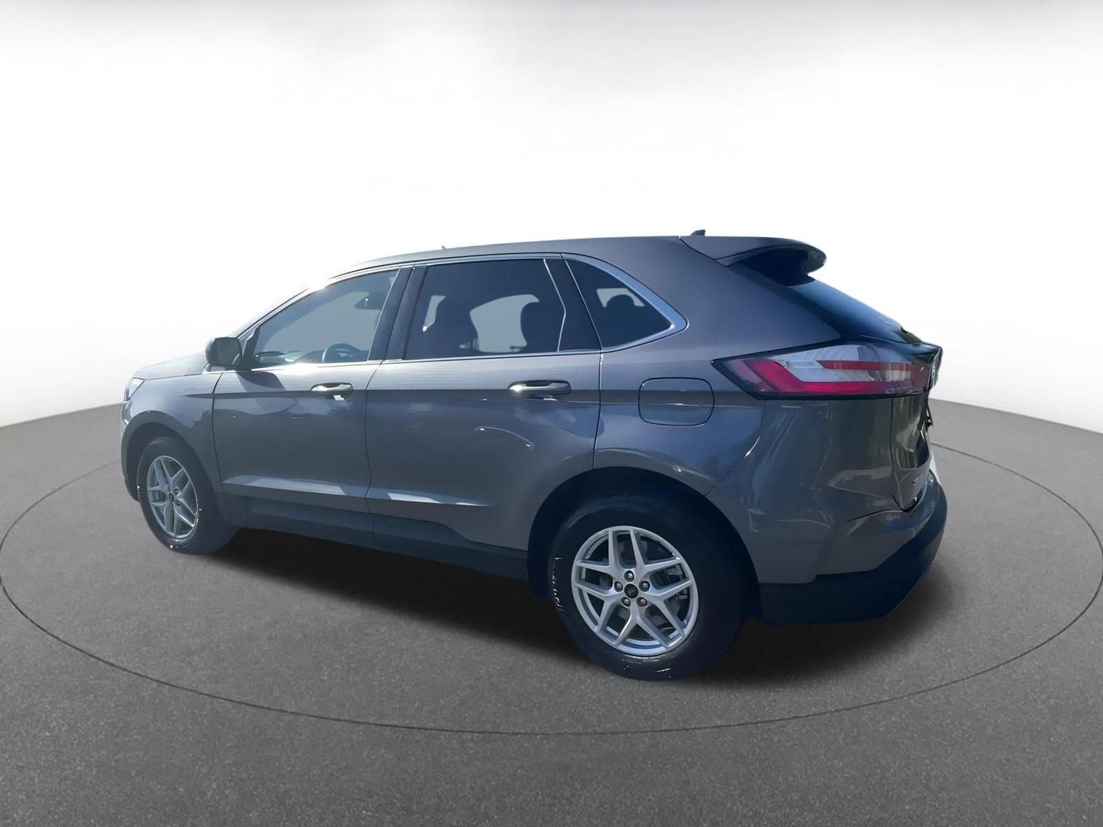 Thumbnail: 2024 Ford Edge - 10