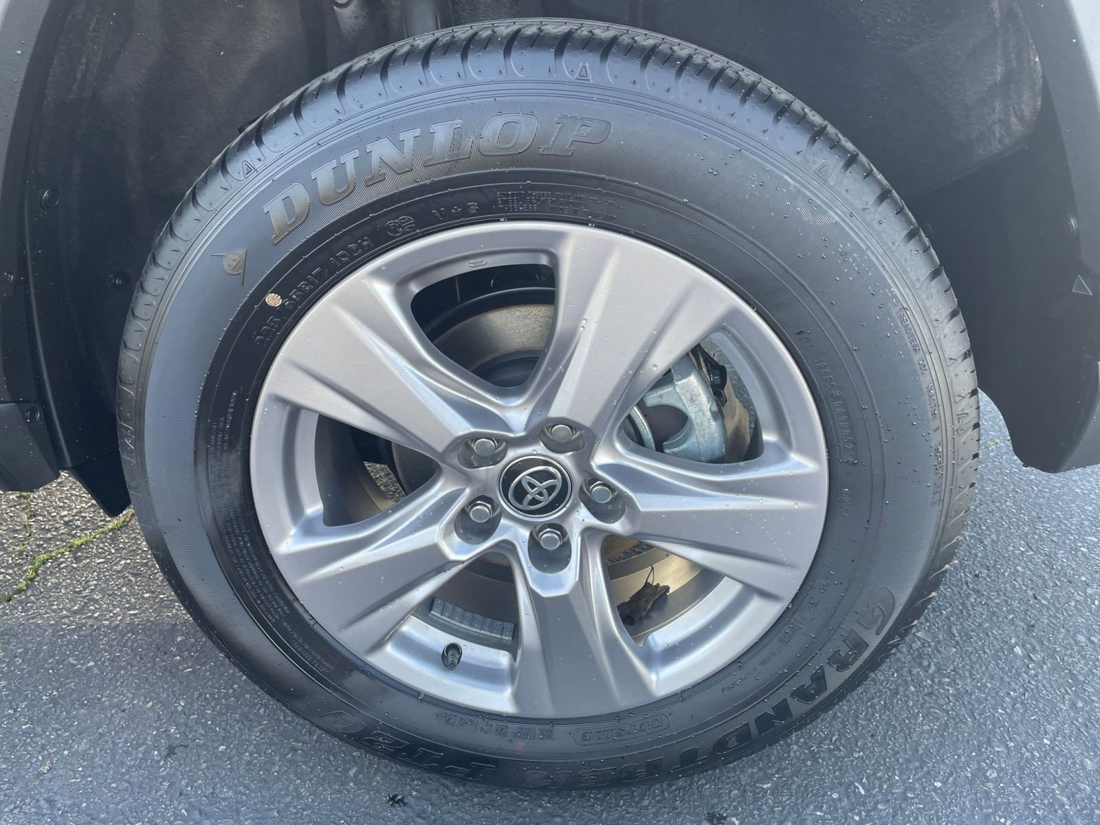 Thumbnail: 2025 Toyota RAV4 - 24