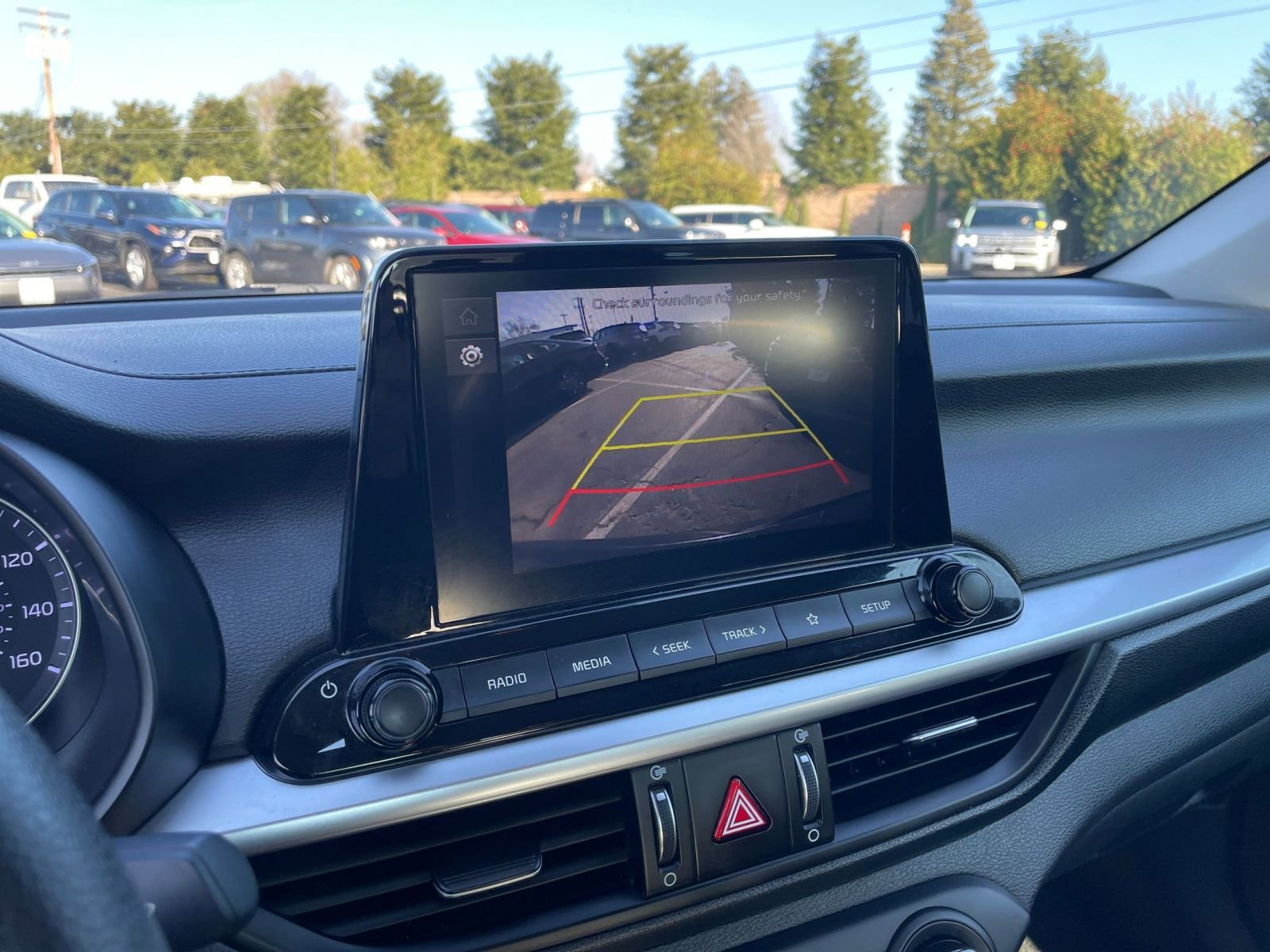 Thumbnail: 2023 Kia Forte - 17