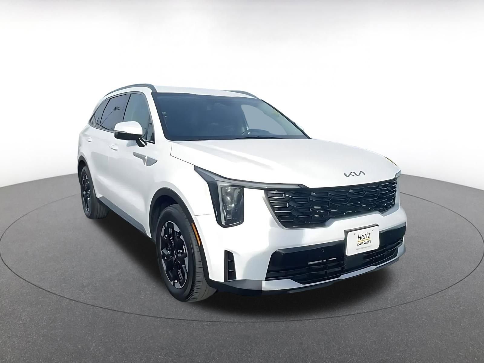 Thumbnail: 2024 Kia Sorento - 3