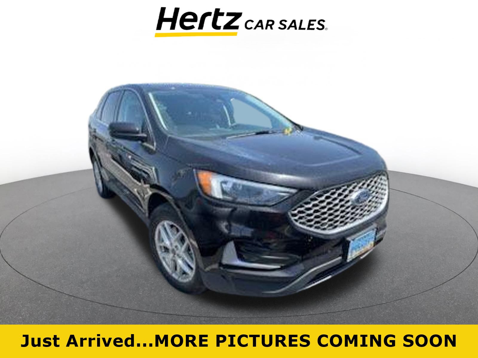 2024 Ford Edge SEL Hero Image