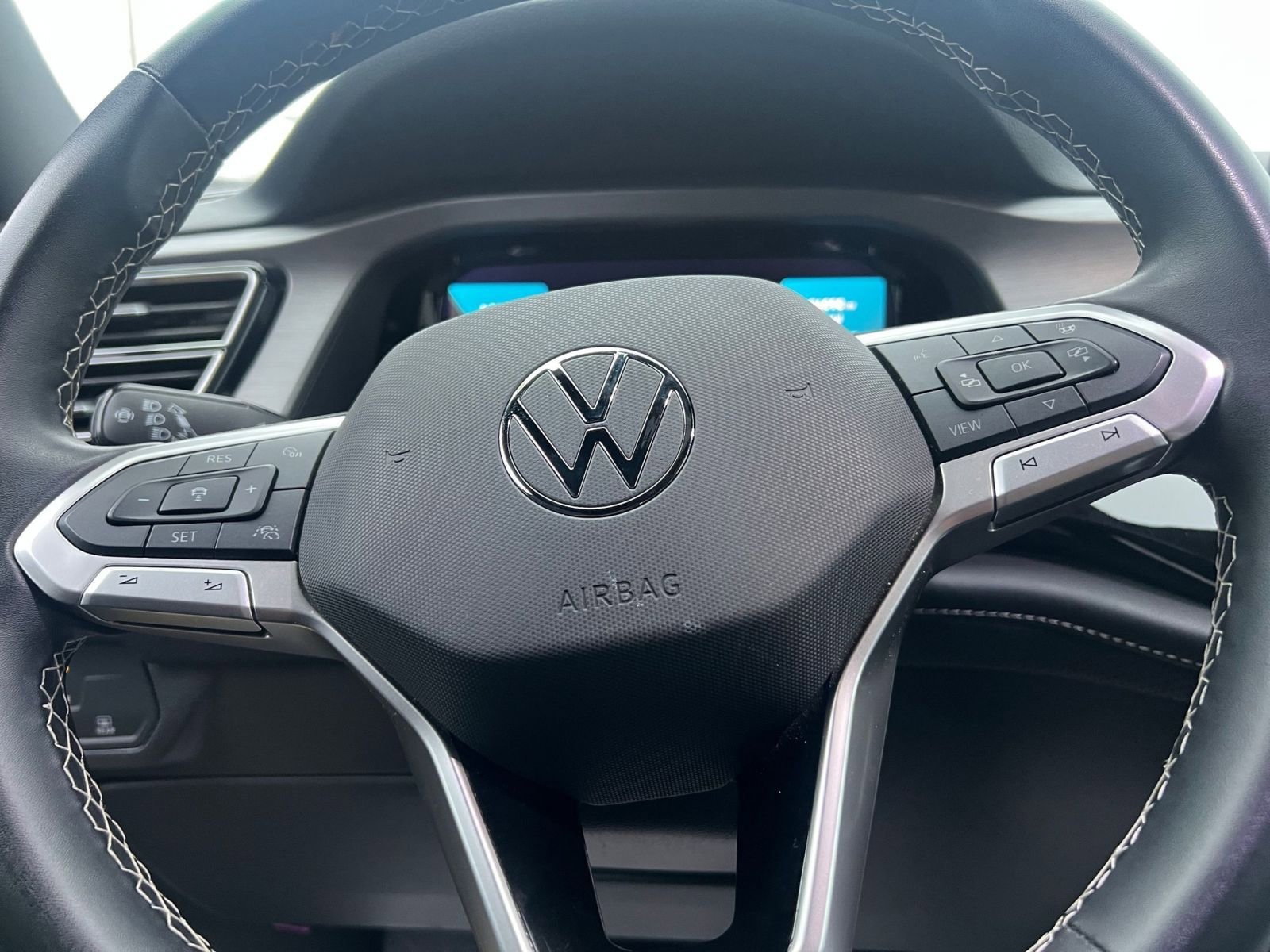 Thumbnail: 2025 Volkswagen Atlas - 28