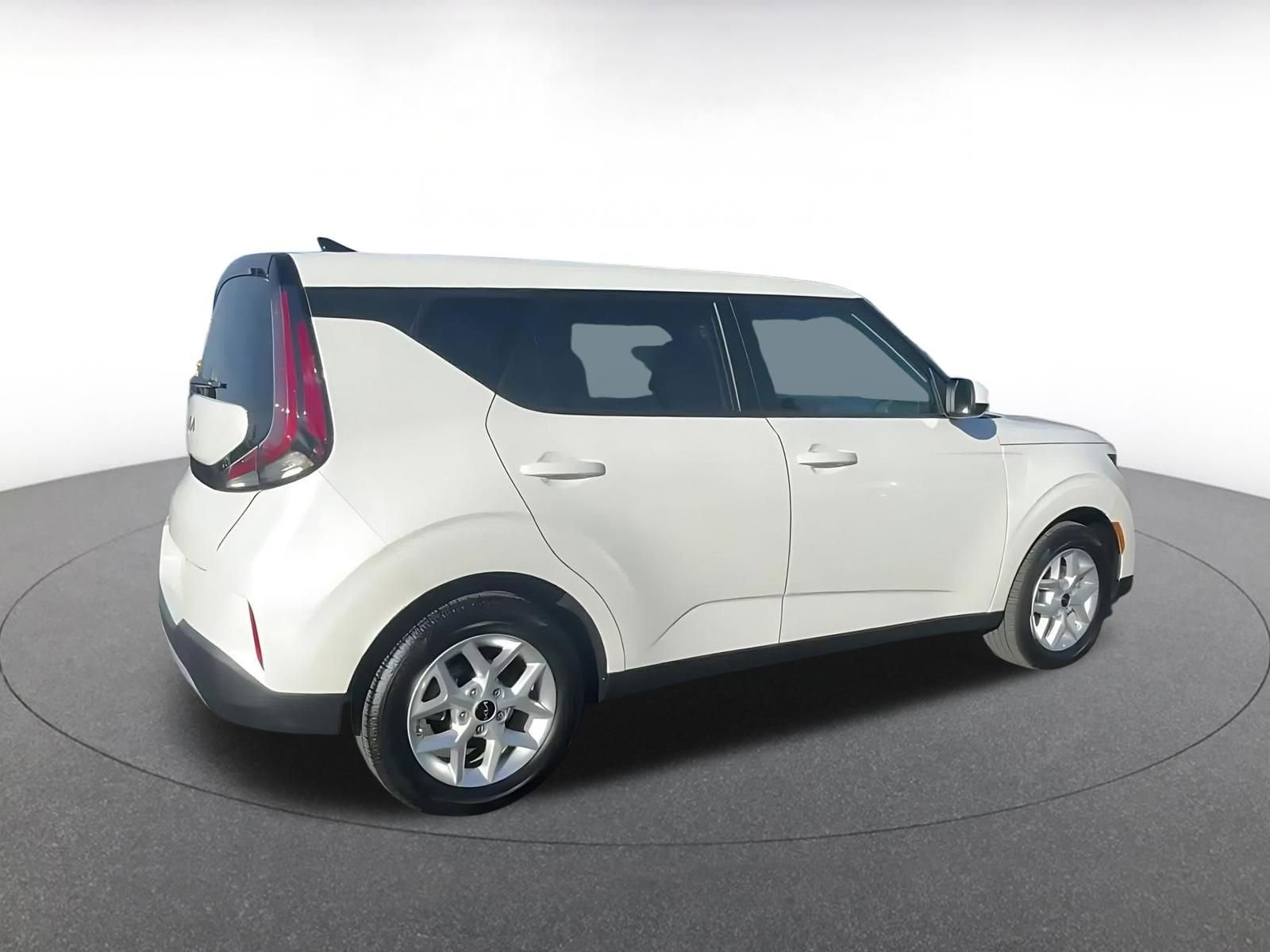 Thumbnail: 2025 Kia Soul - 15
