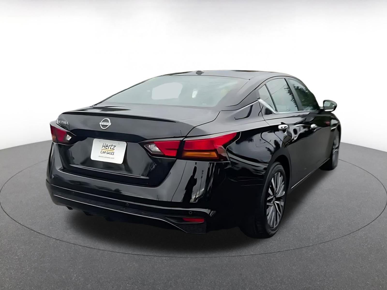 Thumbnail: 2025 Nissan Altima - 14