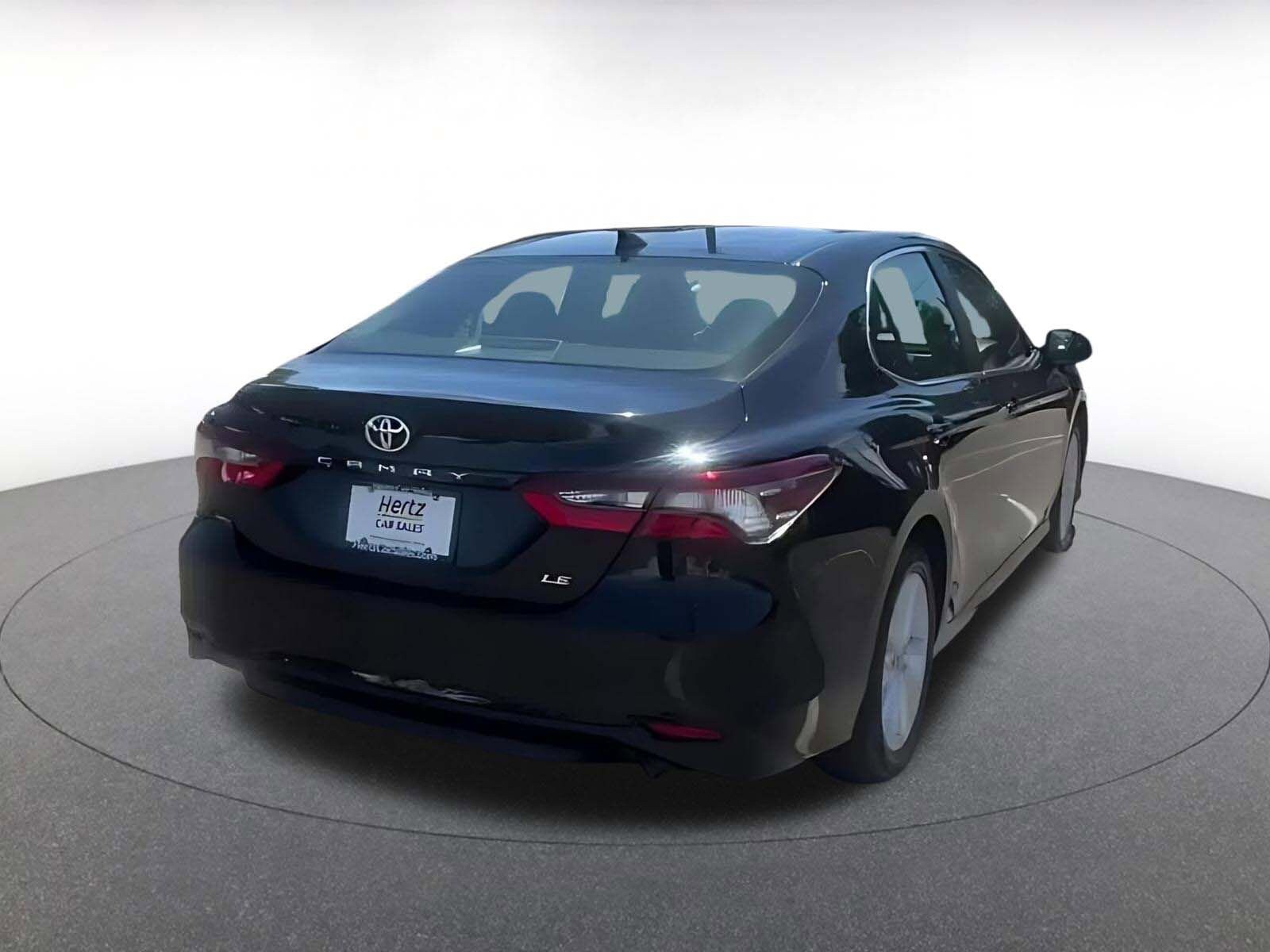 Thumbnail: 2023 Toyota Camry - 14