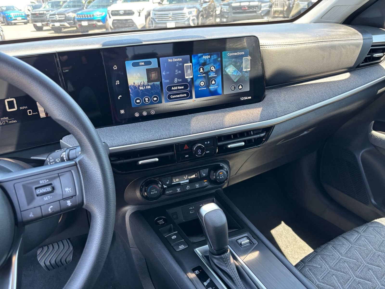 Thumbnail: 2026 Nissan Kicks - 16