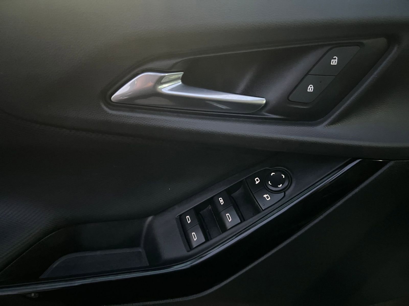 Thumbnail: 2025 Chevrolet Equinox - 20