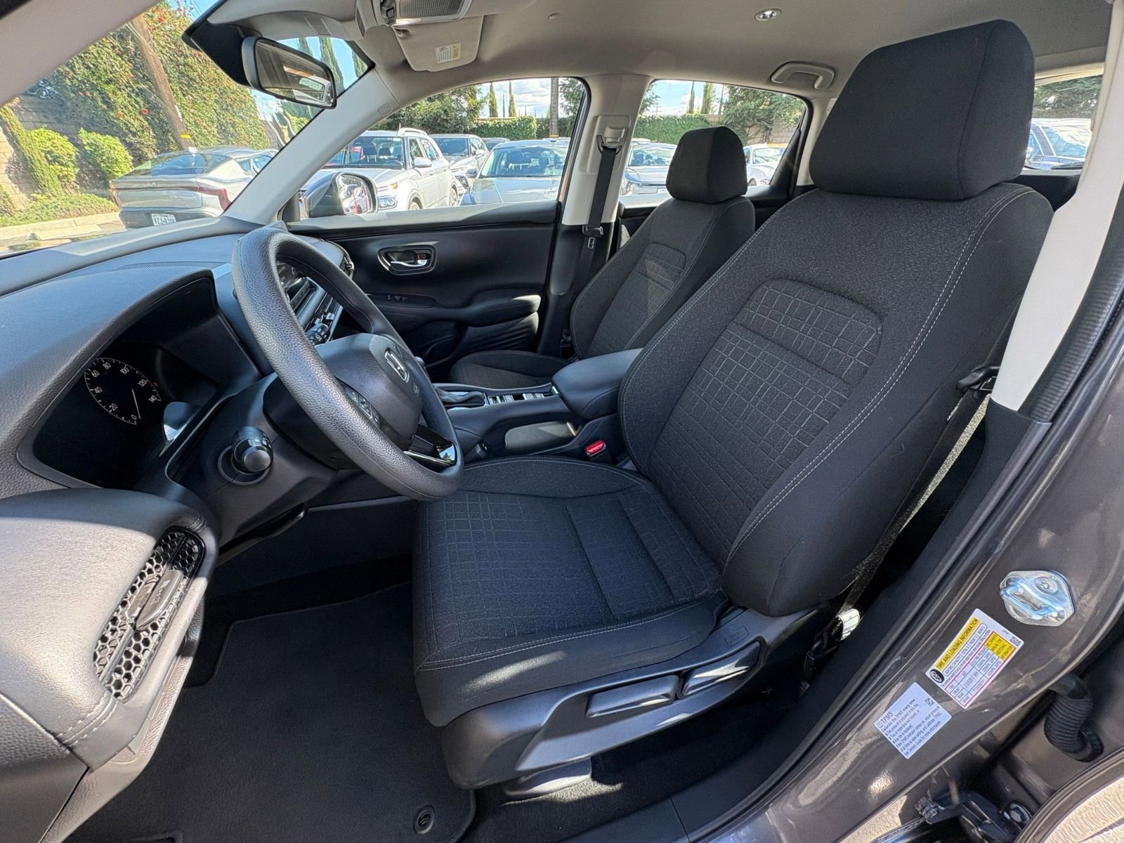 Thumbnail: 2025 Honda HR-V - 34