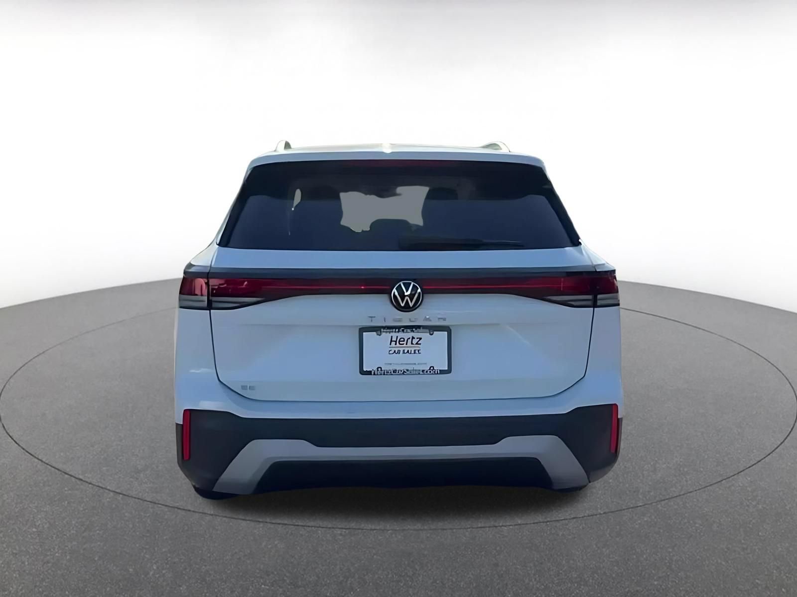 Thumbnail: 2026 Volkswagen Tiguan - 12