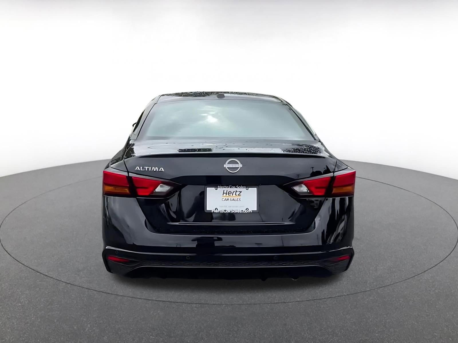 Thumbnail: 2025 Nissan Altima - 12