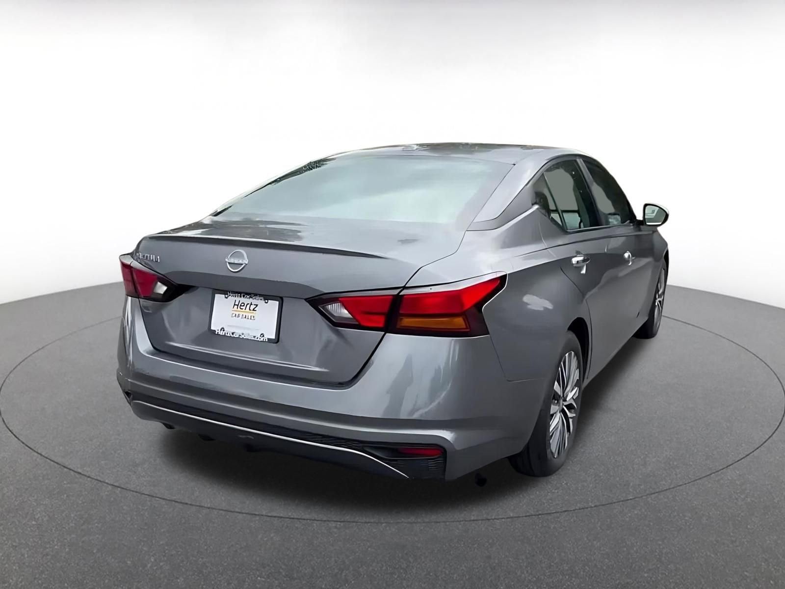 Thumbnail: 2025 Nissan Altima - 15
