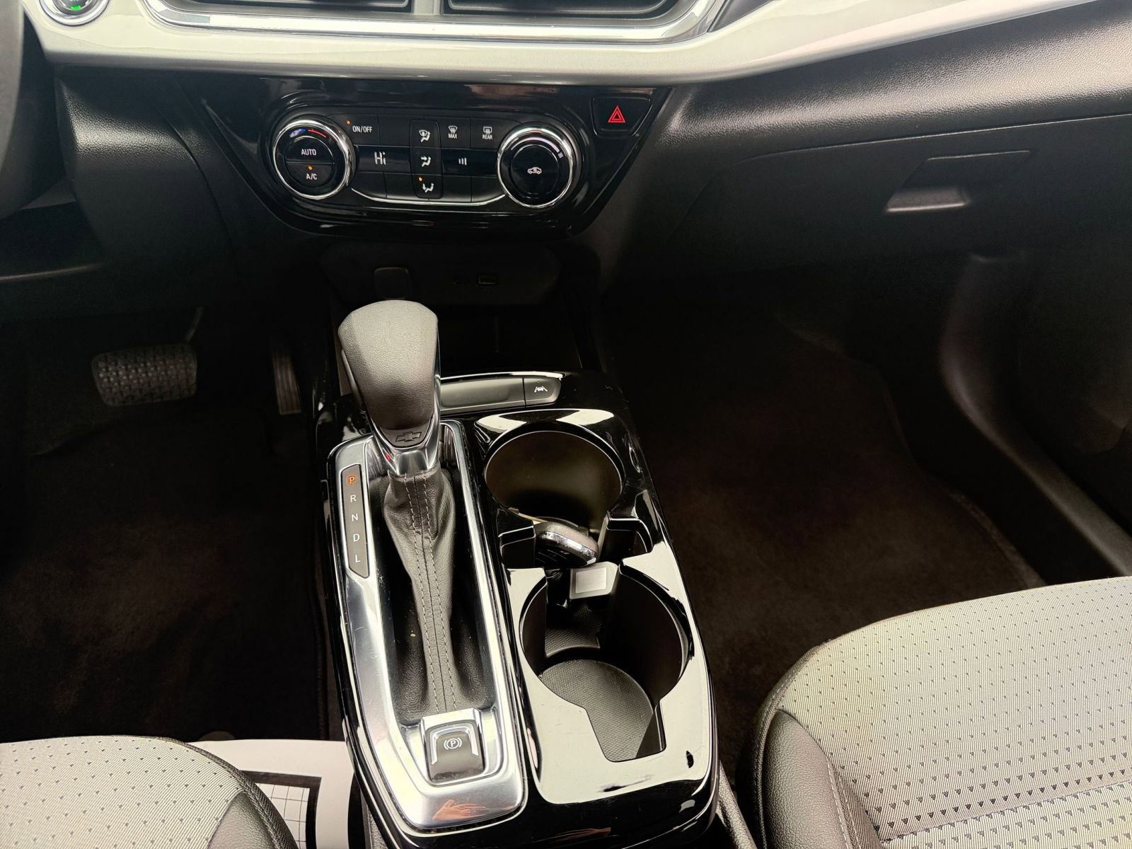 Thumbnail: 2025 Chevrolet Trax - 18