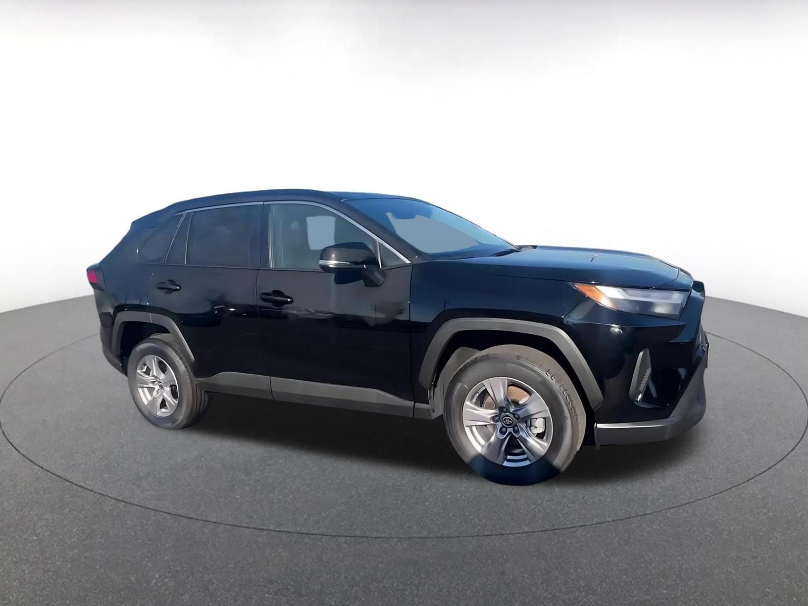 Thumbnail: 2025 Toyota RAV4 - 2