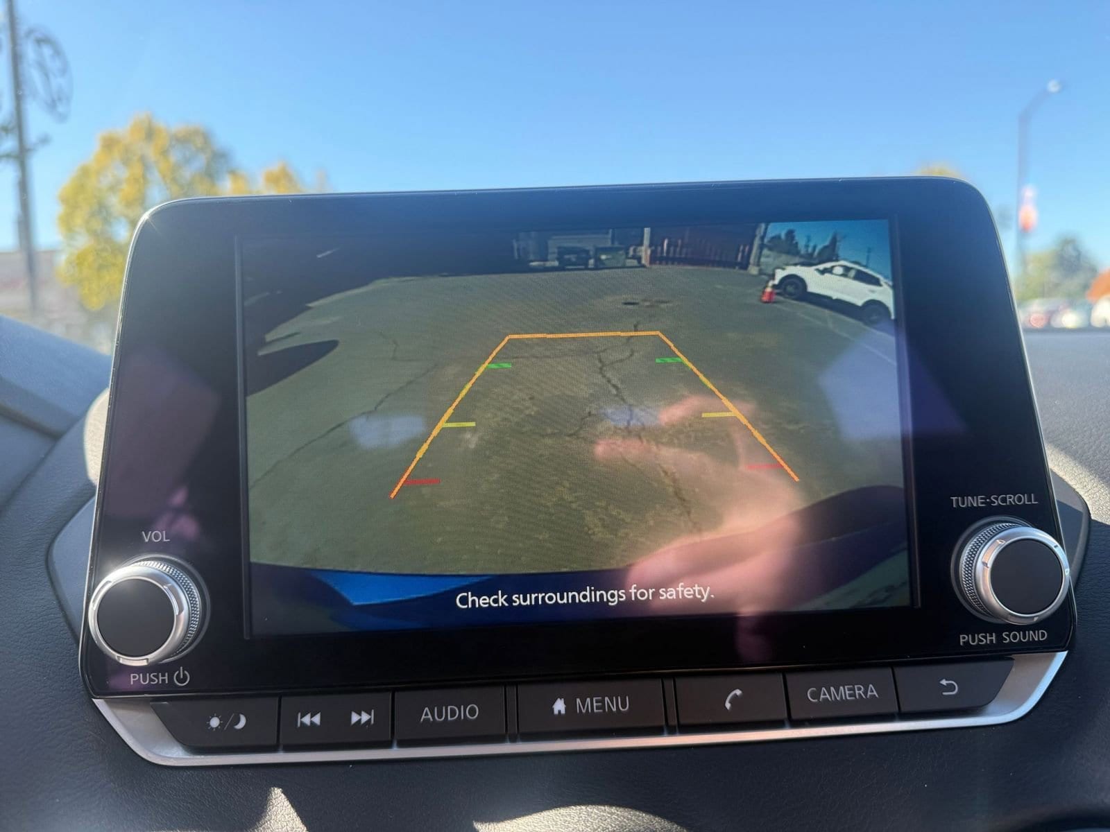 Thumbnail: 2025 Nissan Sentra - 17