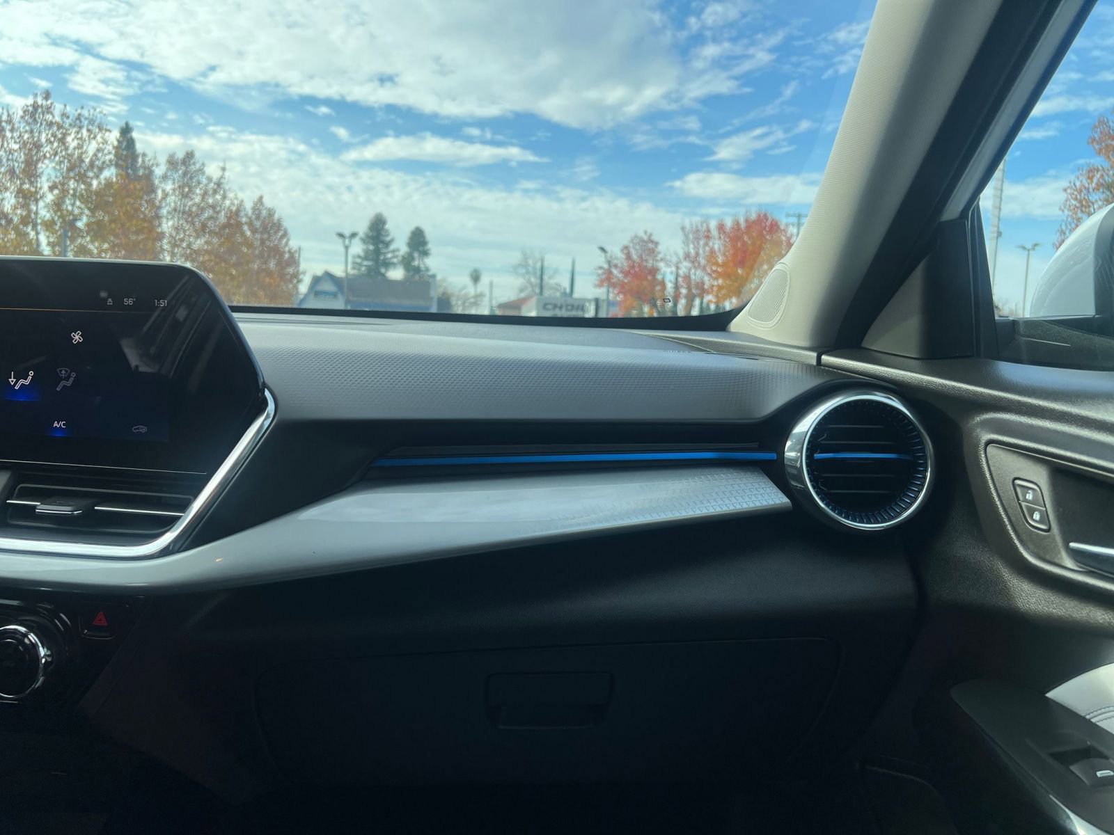 Thumbnail: 2025 Chevrolet Trax - 35