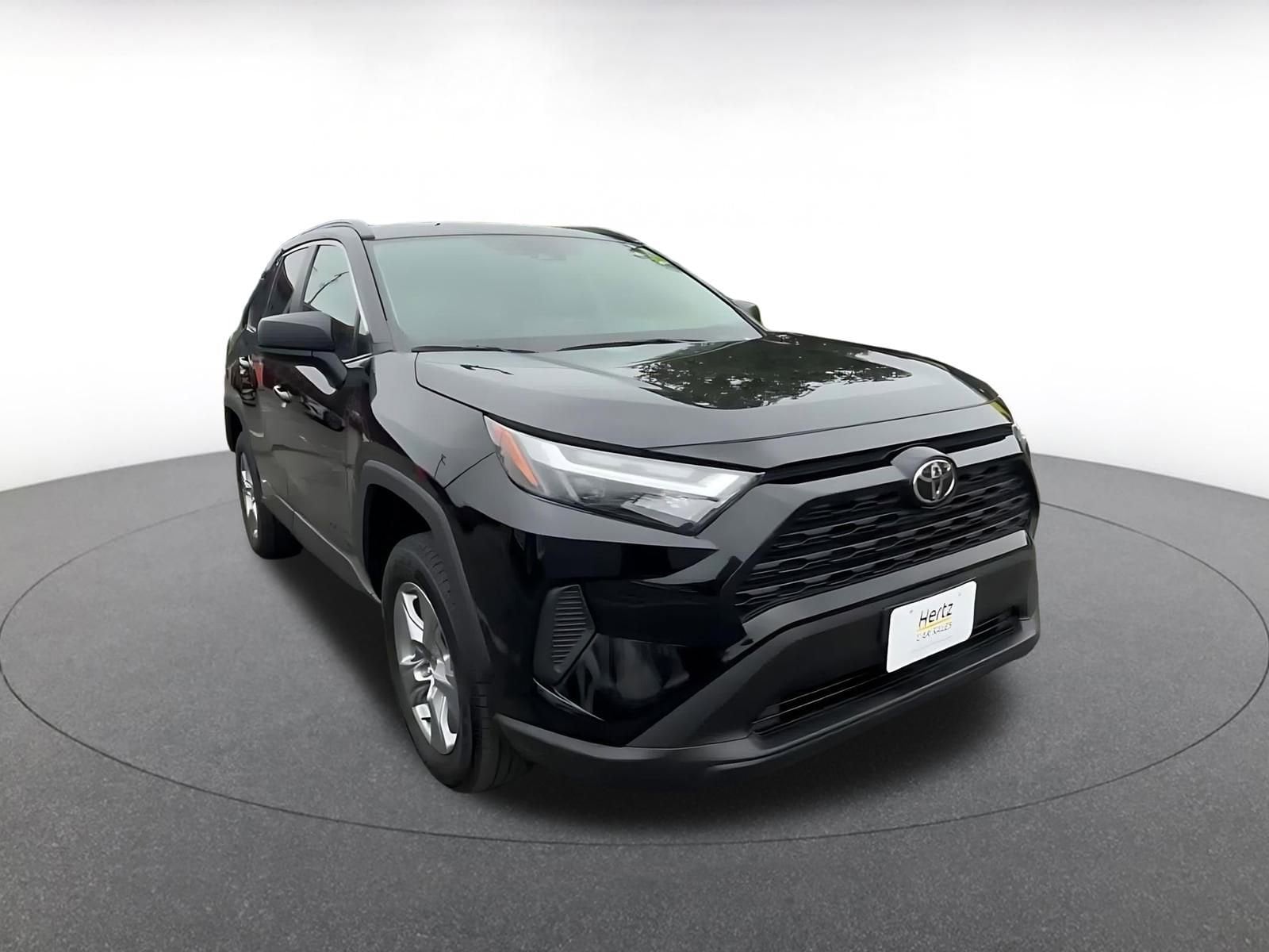 Thumbnail: 2025 Toyota RAV4 - 3