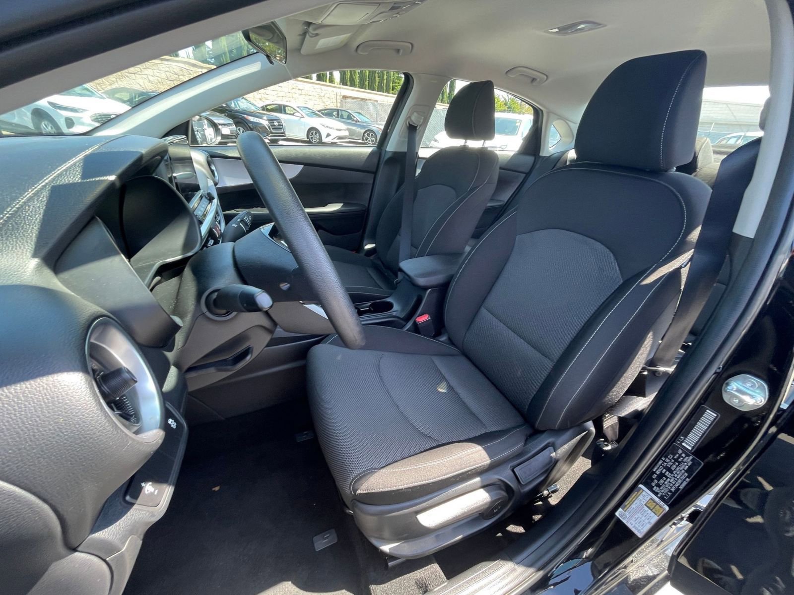 Thumbnail: 2024 Kia Forte - 33