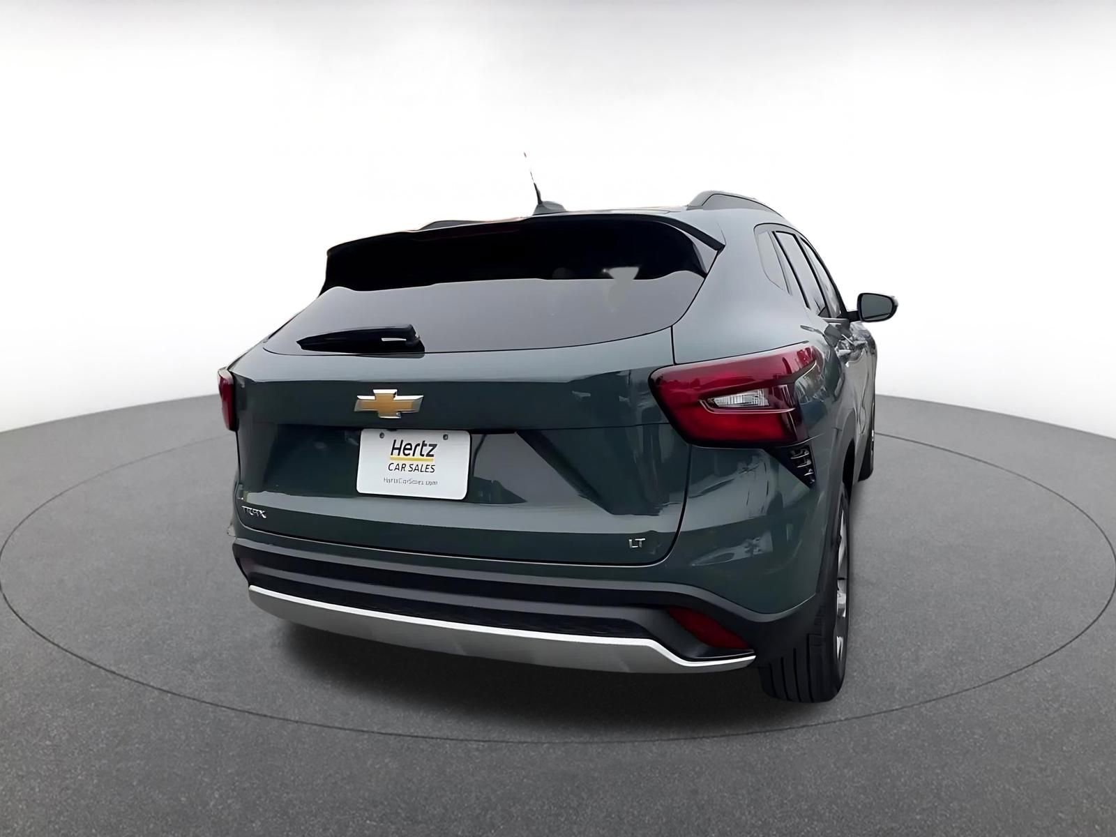 Thumbnail: 2025 Chevrolet Trax - 14