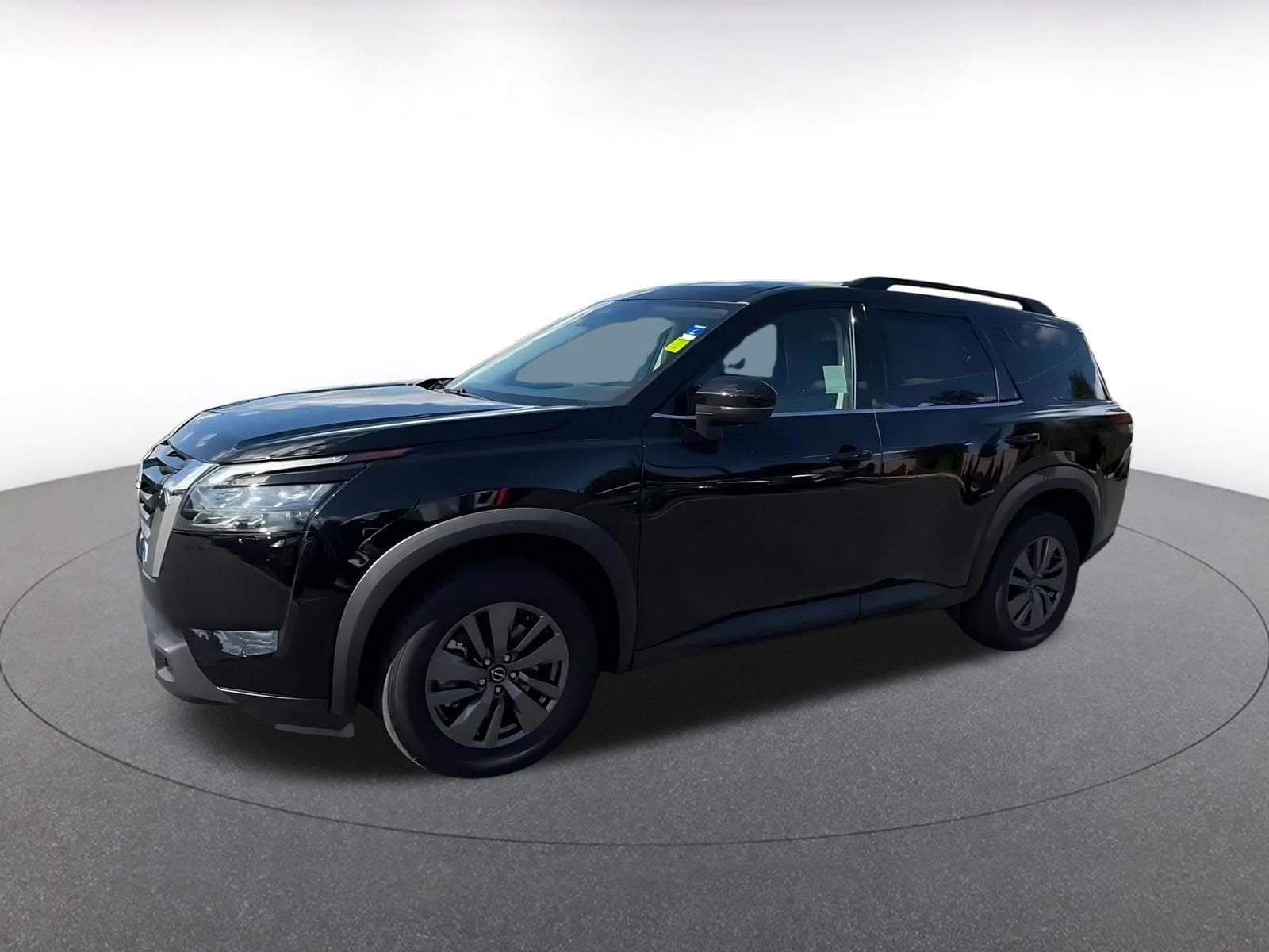 Thumbnail: 2025 Nissan Pathfinder - 8