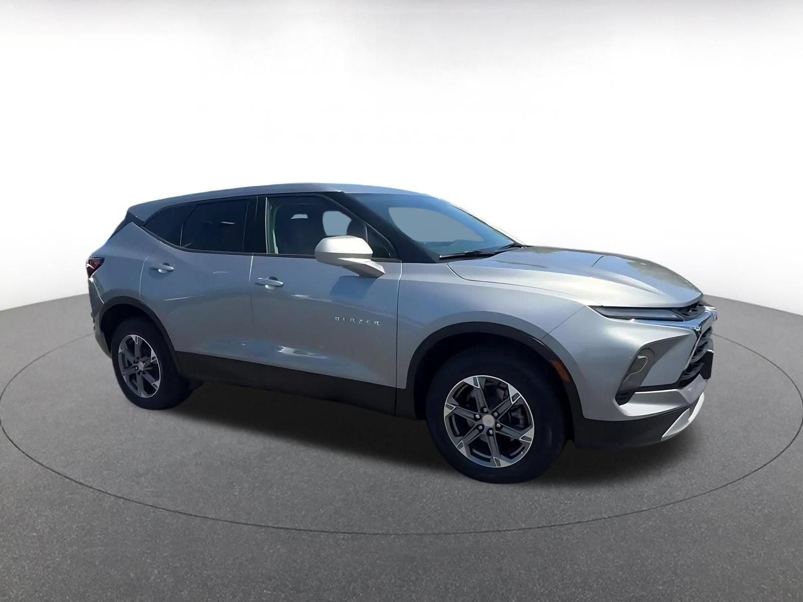 Thumbnail: 2026 Chevrolet Blazer - 2