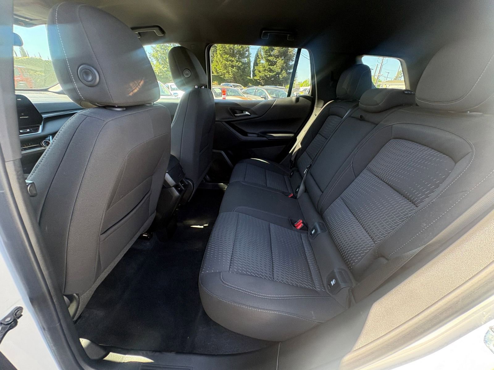 Thumbnail: 2025 Chevrolet Equinox - 27