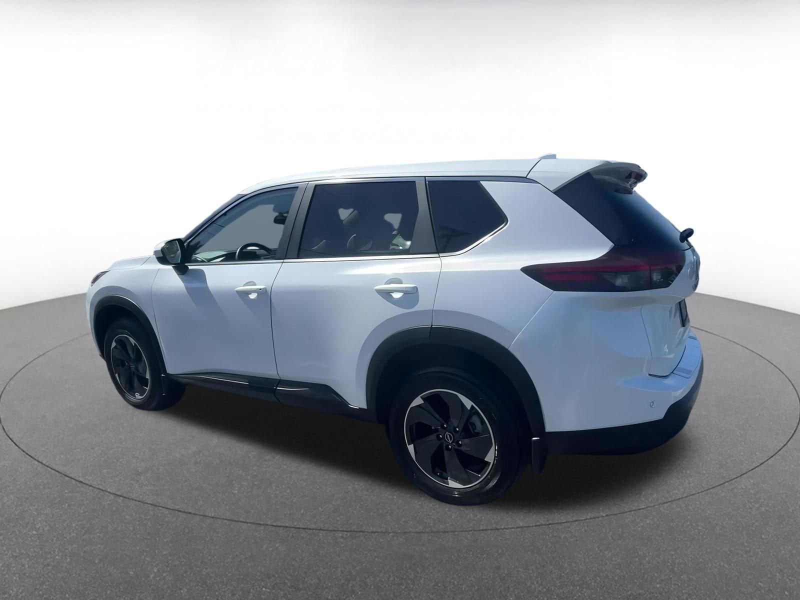 Thumbnail: 2024 Nissan Rogue - 10