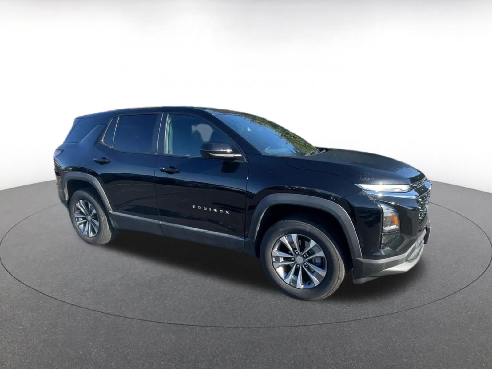 Thumbnail: 2025 Chevrolet Equinox - 2