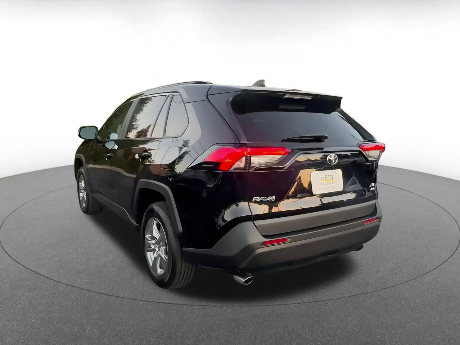 Thumbnail: 2025 Toyota RAV4 - 11