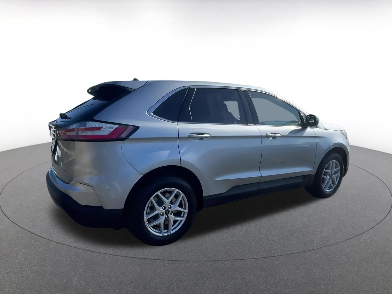 Thumbnail: 2024 Ford Edge - 15