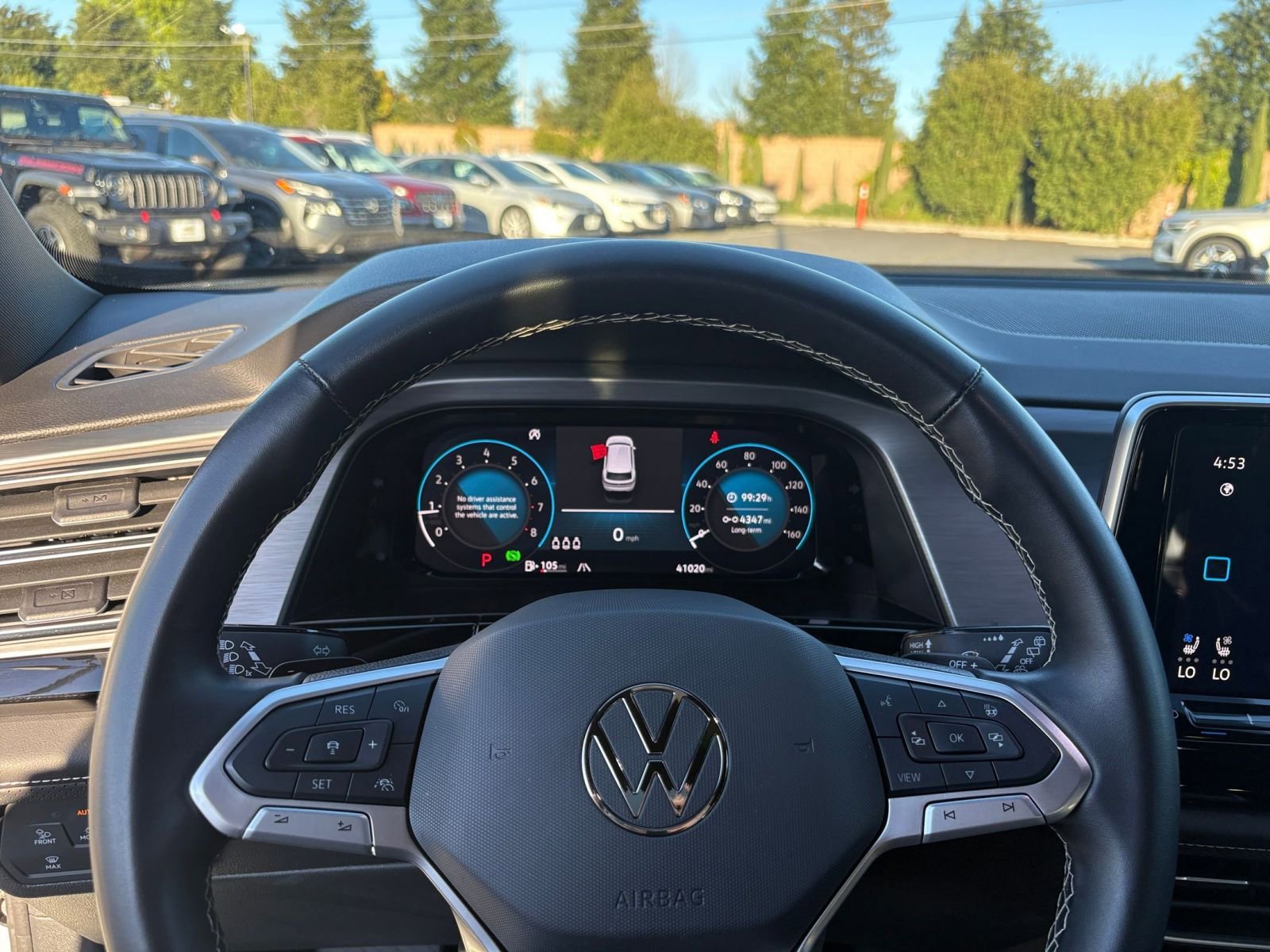 Thumbnail: 2025 Volkswagen Atlas - 30