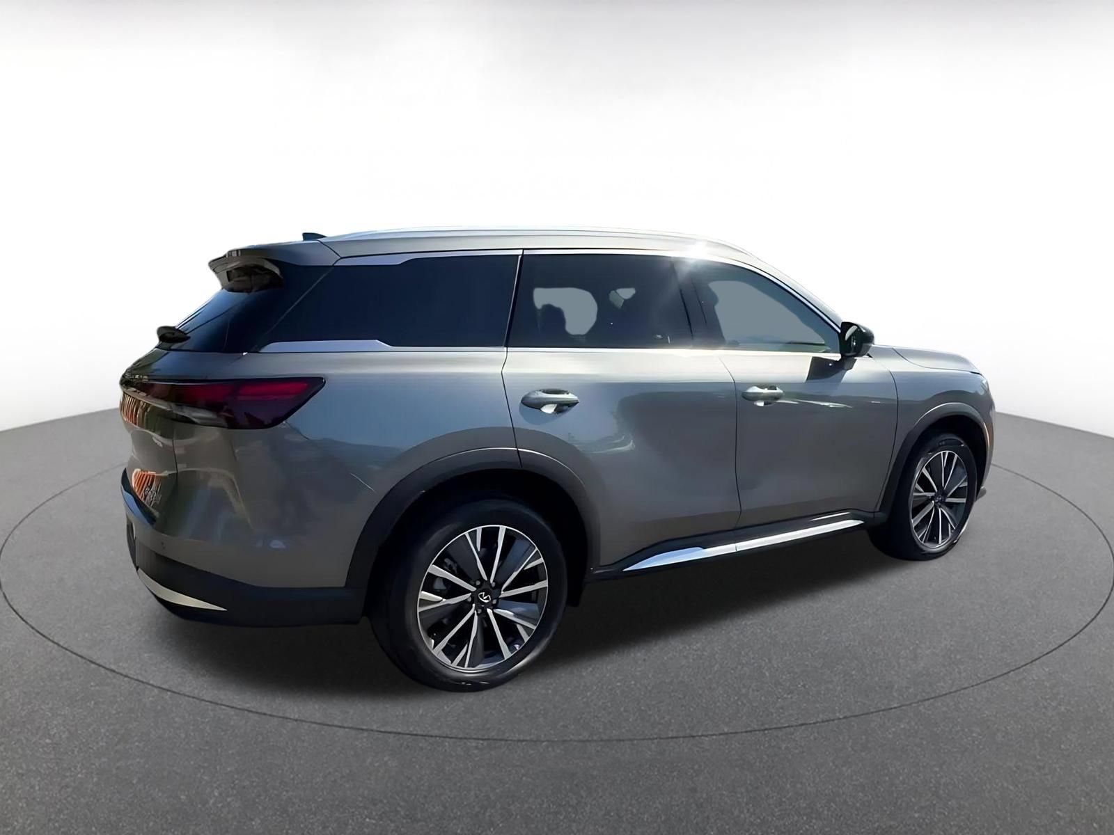 Thumbnail: 2026 INFINITI QX60 - 15