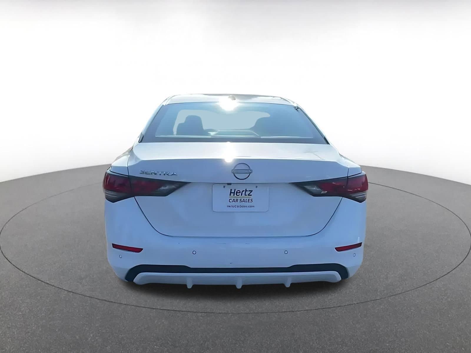 Thumbnail: 2025 Nissan Sentra - 12