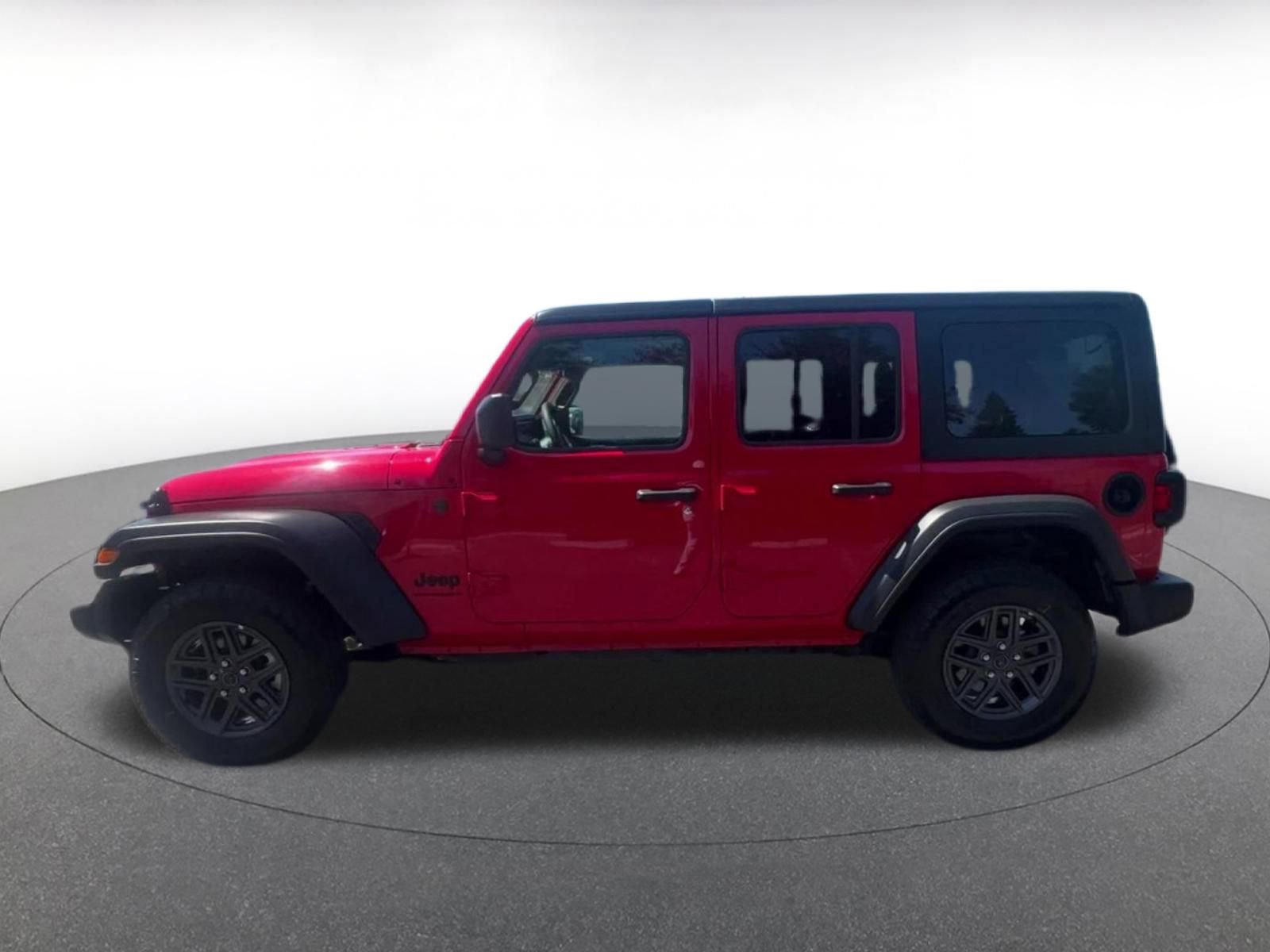 Thumbnail: 2025 Jeep Wrangler - 9