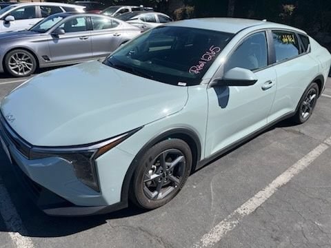 Thumbnail: 2026 Kia K4 - 4