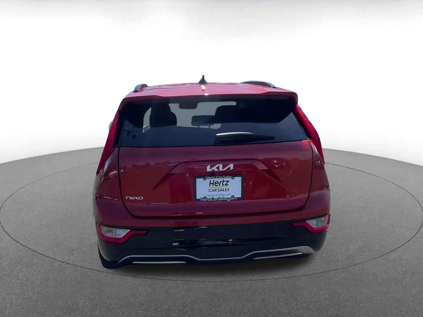 Thumbnail: 2023 Kia Niro - 12