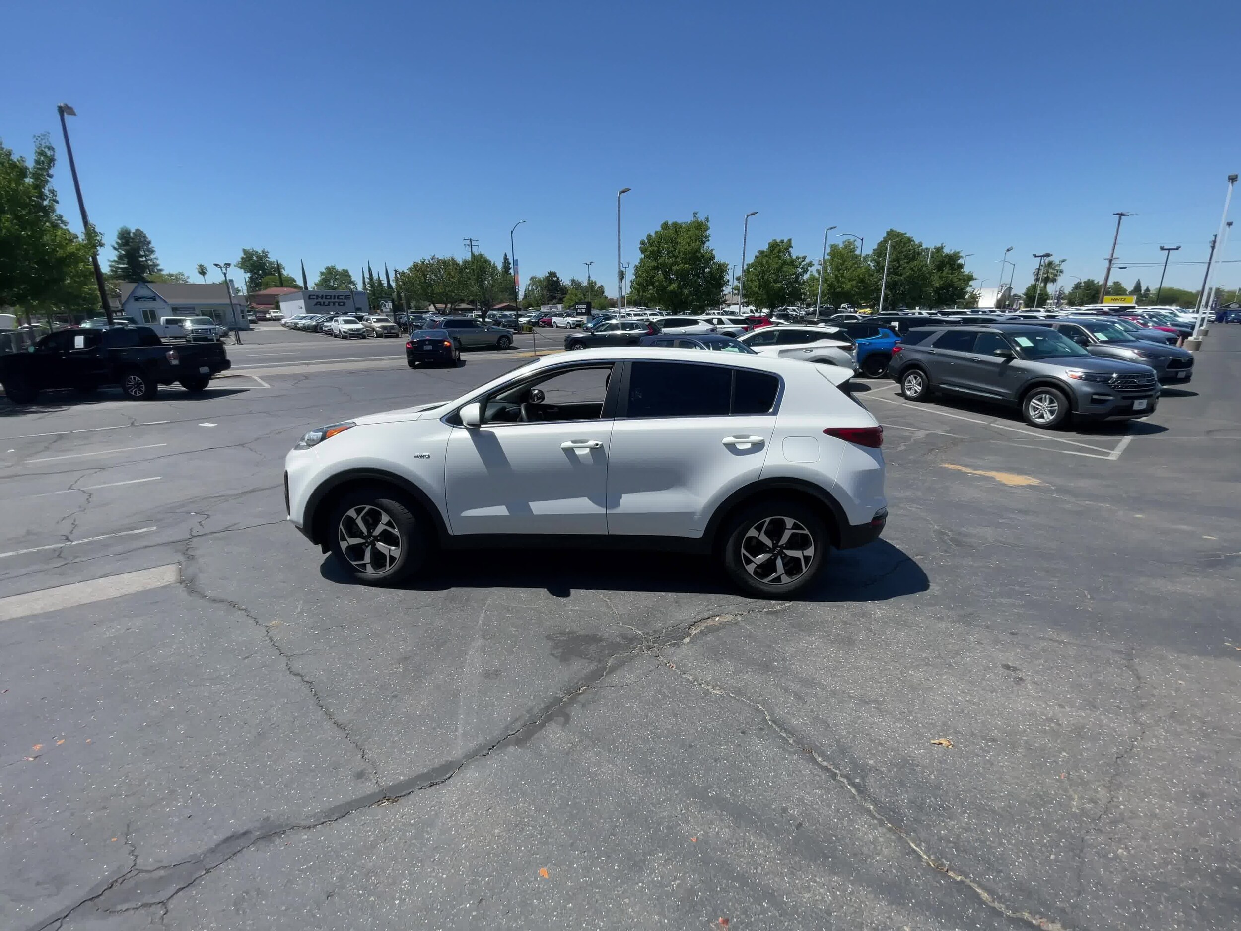 2020 Kia Sportage LX 8