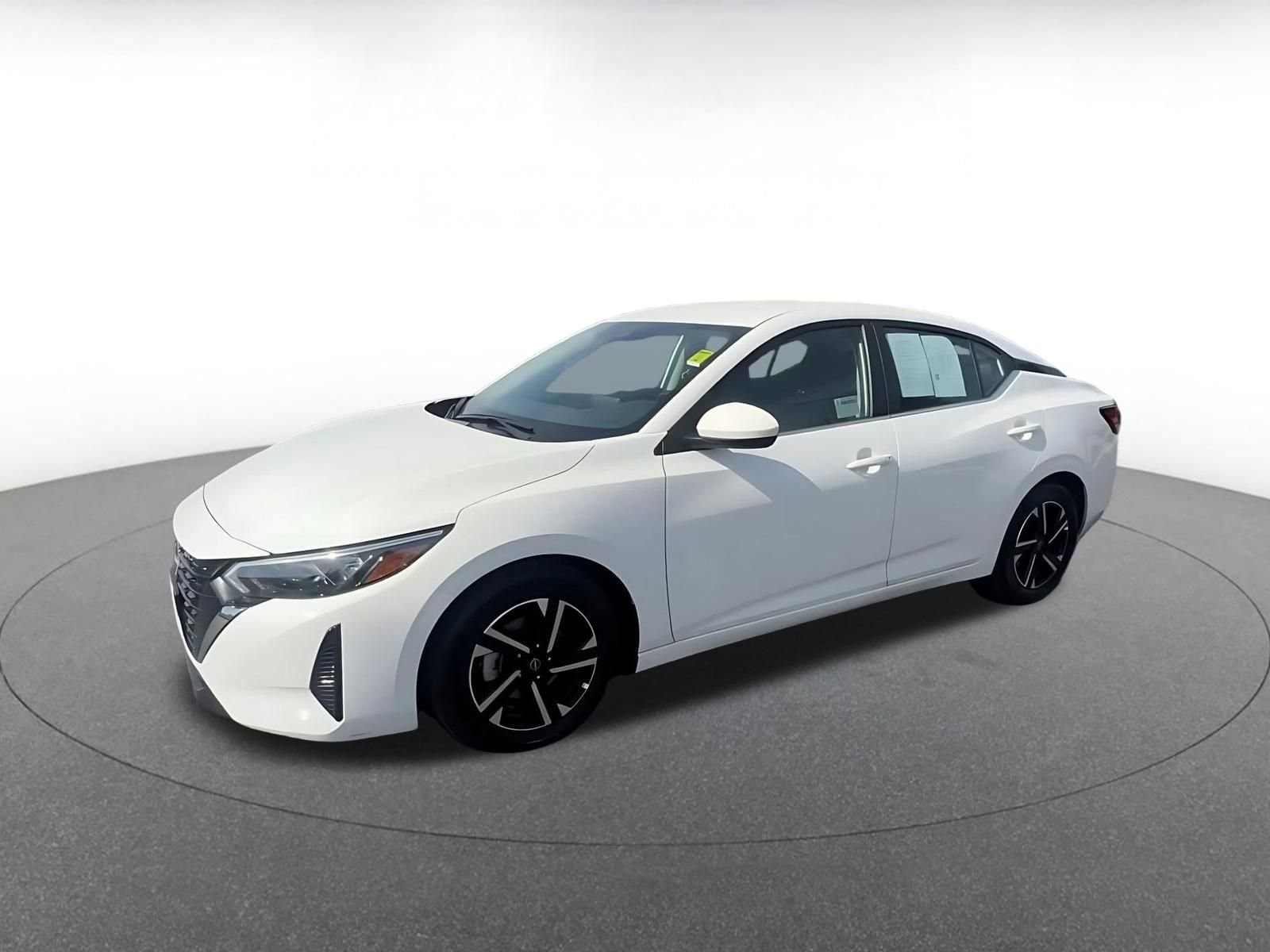 Thumbnail: 2025 Nissan Sentra - 8