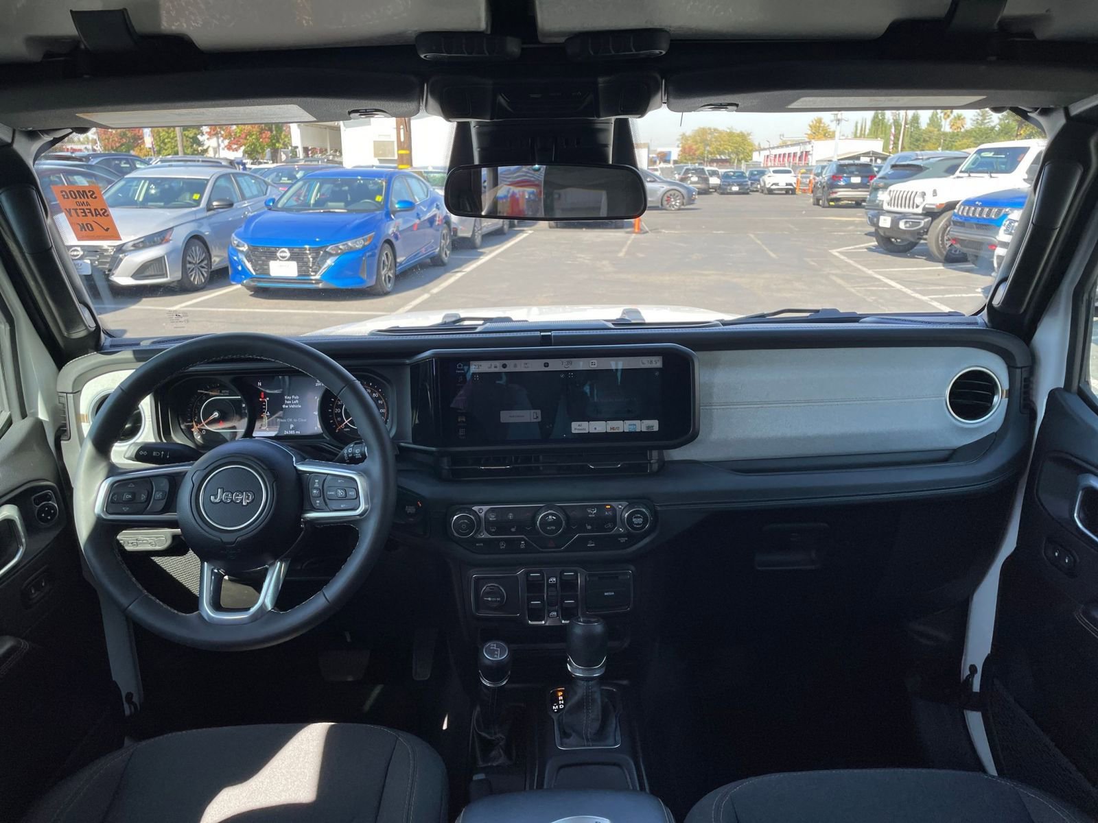 Thumbnail: 2025 Jeep Wrangler - 32