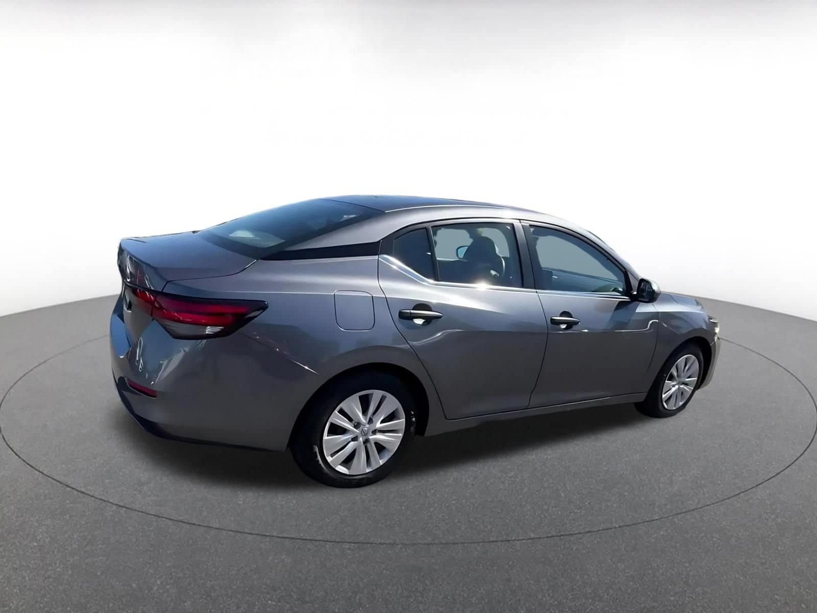 Thumbnail: 2025 Nissan Sentra - 12